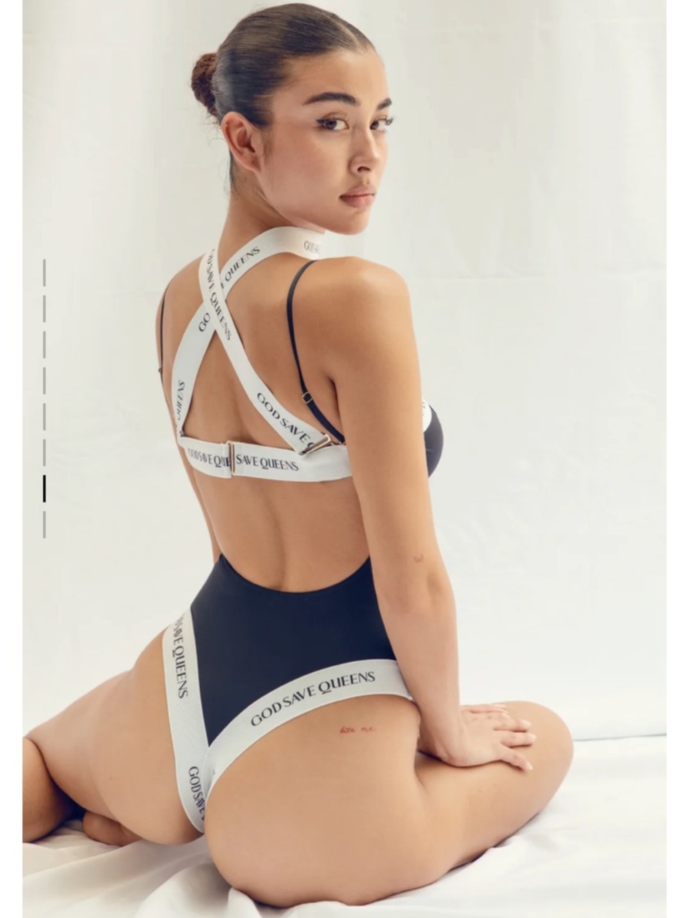 GodSaveQueens - CARRARA ONE PIECE BLACK - Picture 3 of 6